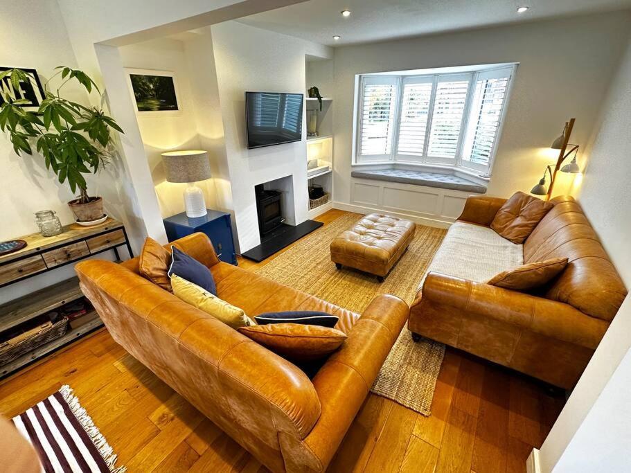 Aldrich Villa, 5-bed Luxury House, Oxford, Parking Villa